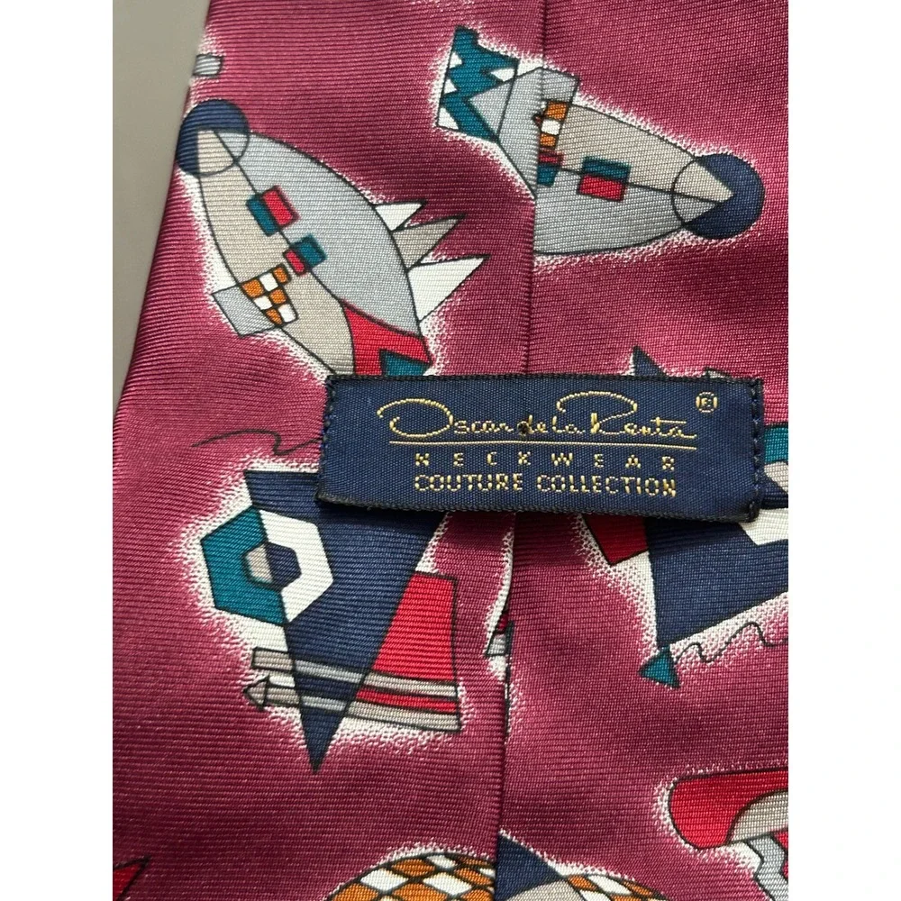 Oscar de la Renta Silk Abstract Geometric Novelty Tie Burgundy